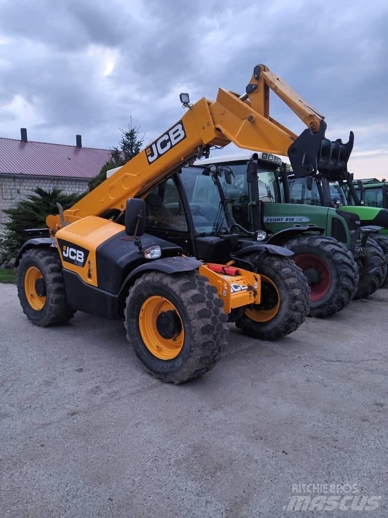 JCB 536 70 536 70 Телескопические фронтальные погрузчики
