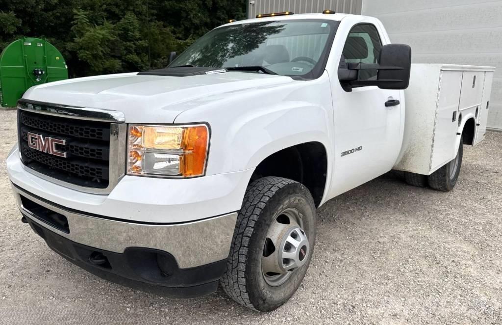 GMC Sierra 3500 HD Бортовые фургоны