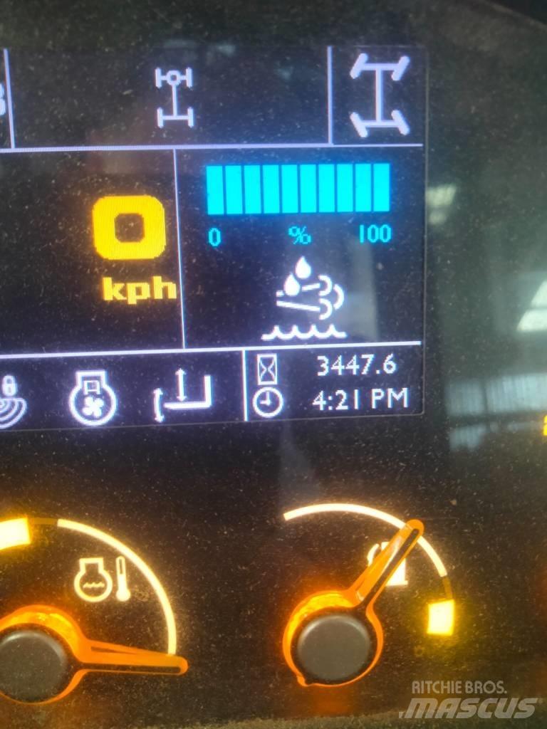 JCB 526-56 Сельскохозяйственные телескопические погрузчики