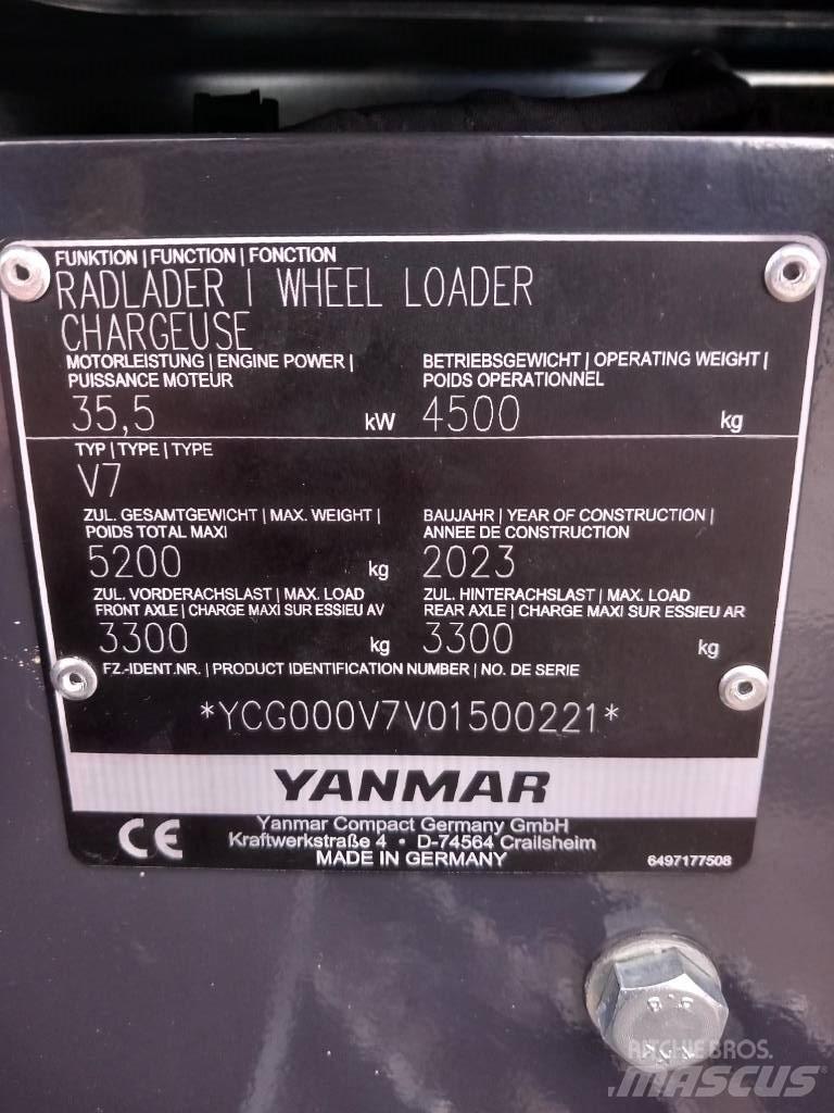 Yanmar V 7 Экскаваторы-погрузчики