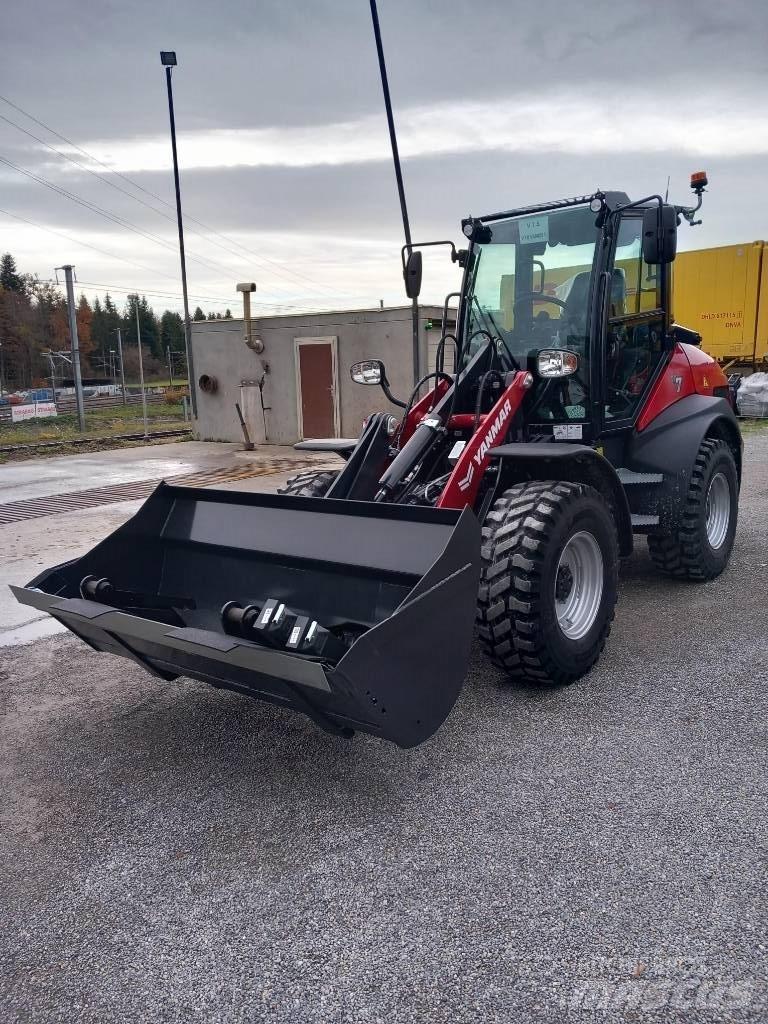 Yanmar V 7 Экскаваторы-погрузчики