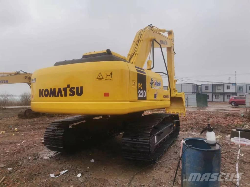 Komatsu pc220-7 Гусеничные экскаваторы