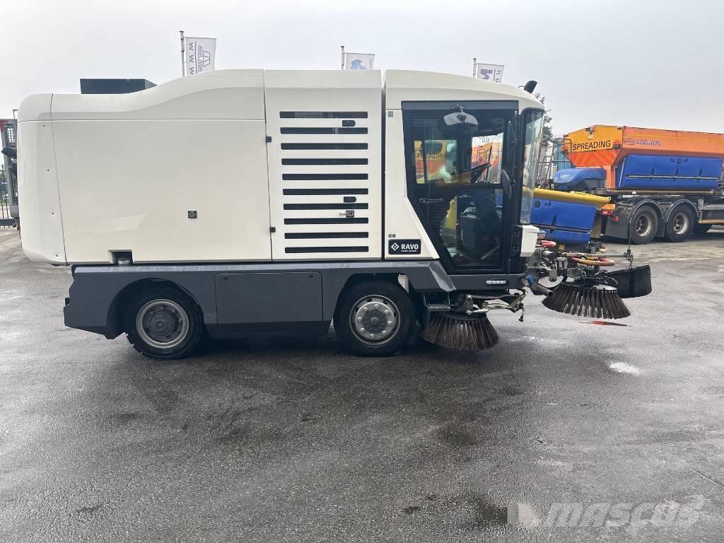Ravo 540CD Вакуумные уборочные машины