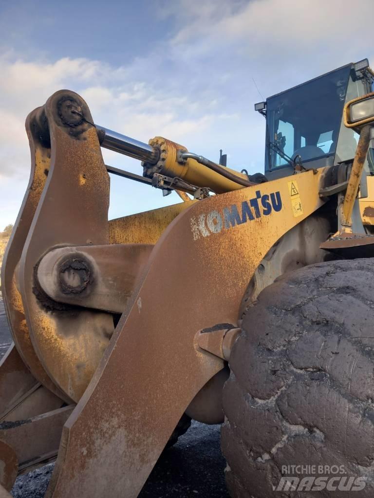 Komatsu WA 600-6 Фронтальные погрузчики