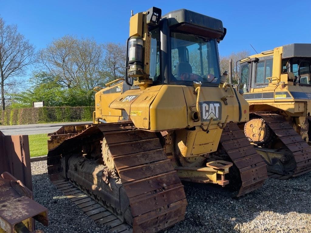 CAT D6N Гусеничные бульдозеры