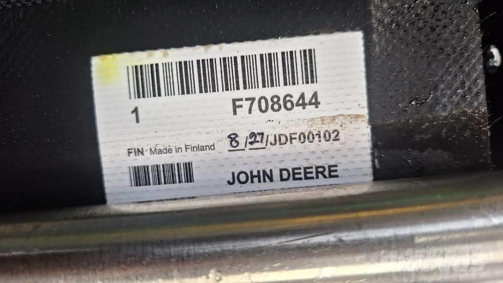 John Deere F708644 Кабины и интерьер