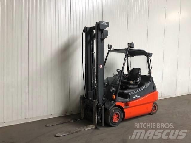 Linde E25-02 Электропогрузчики