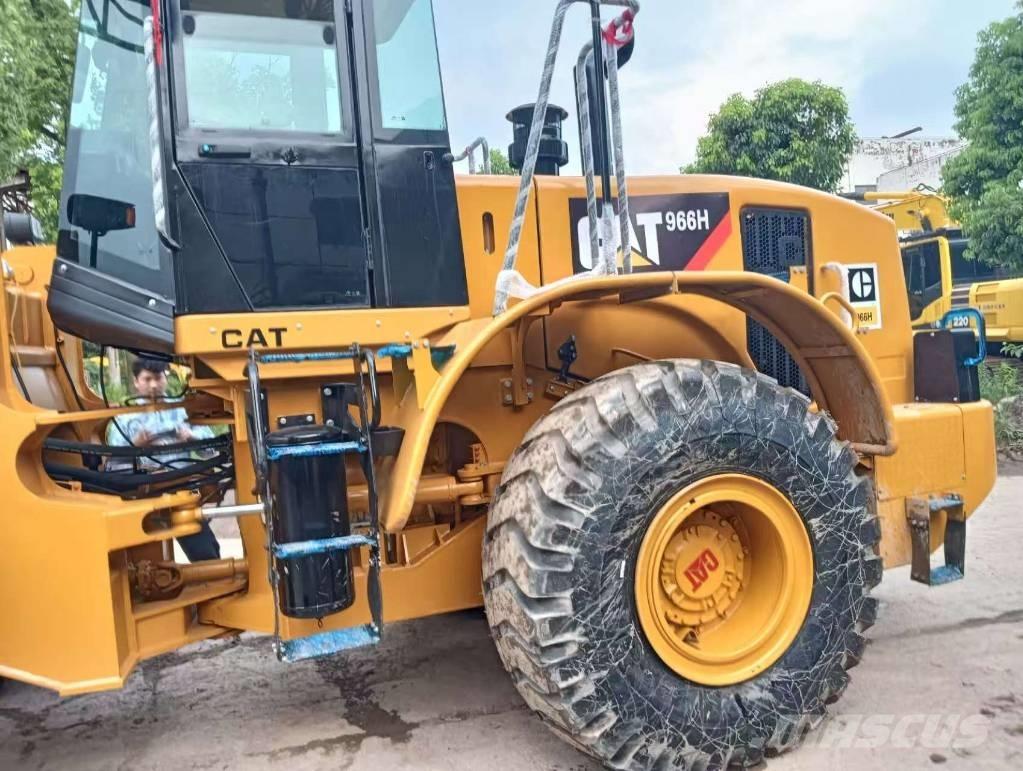 CAT 966 G Фронтальные погрузчики