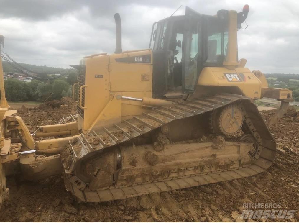CAT D 6 N LGP Гусеничные бульдозеры