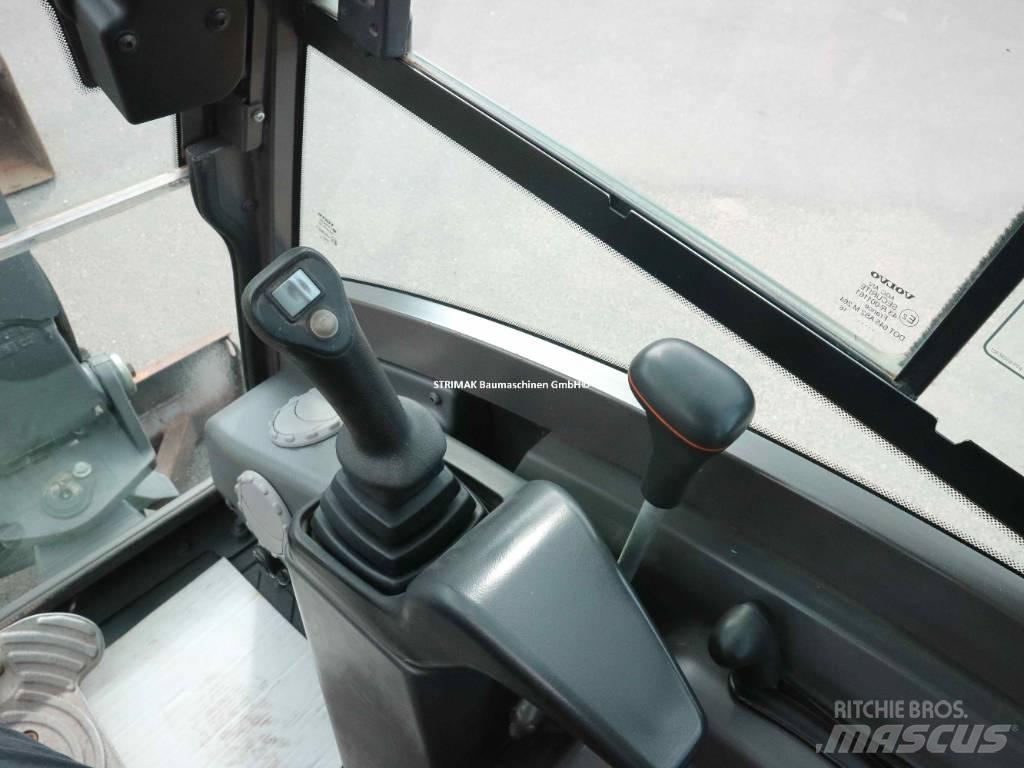 Volvo ECR 25 D Мини-экскаваторы