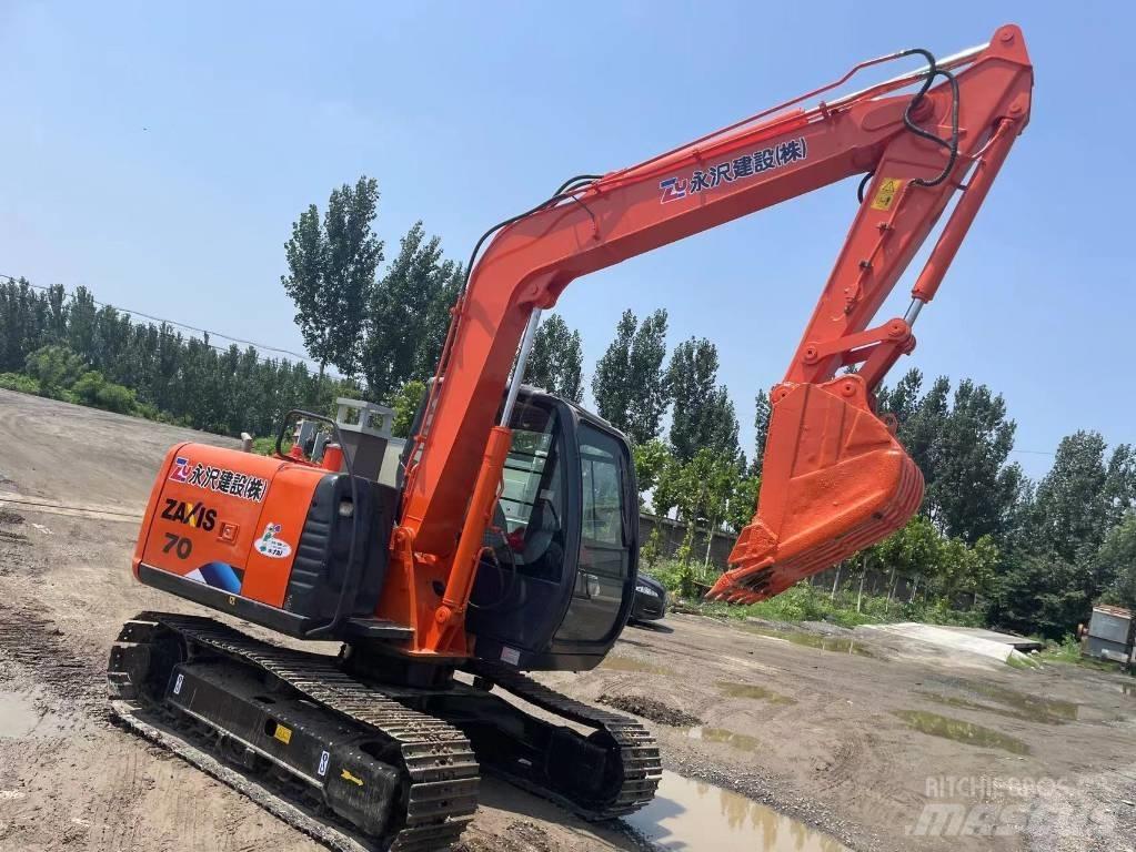 Hitachi ZX70 Гусеничные экскаваторы