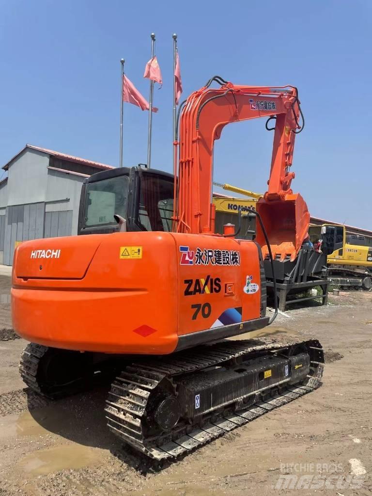 Hitachi ZX70 Гусеничные экскаваторы