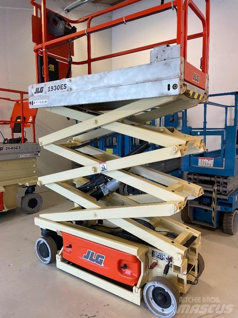 JLG 1930 ES Ножничные подъемники