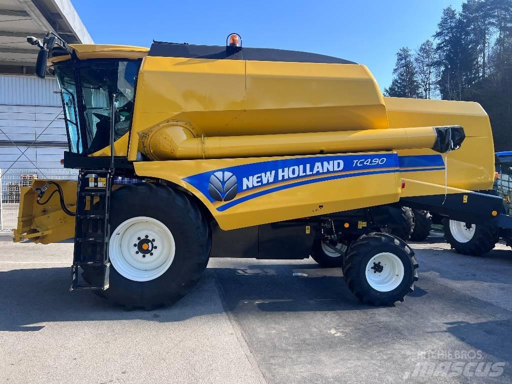 New Holland TC 4.90 Зерноуборочные комбайны