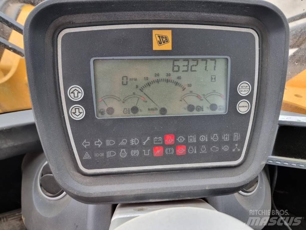 JCB 436 HT Фронтальные погрузчики