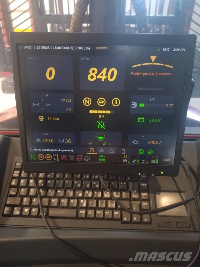 Komatsu 875 Форвардеры