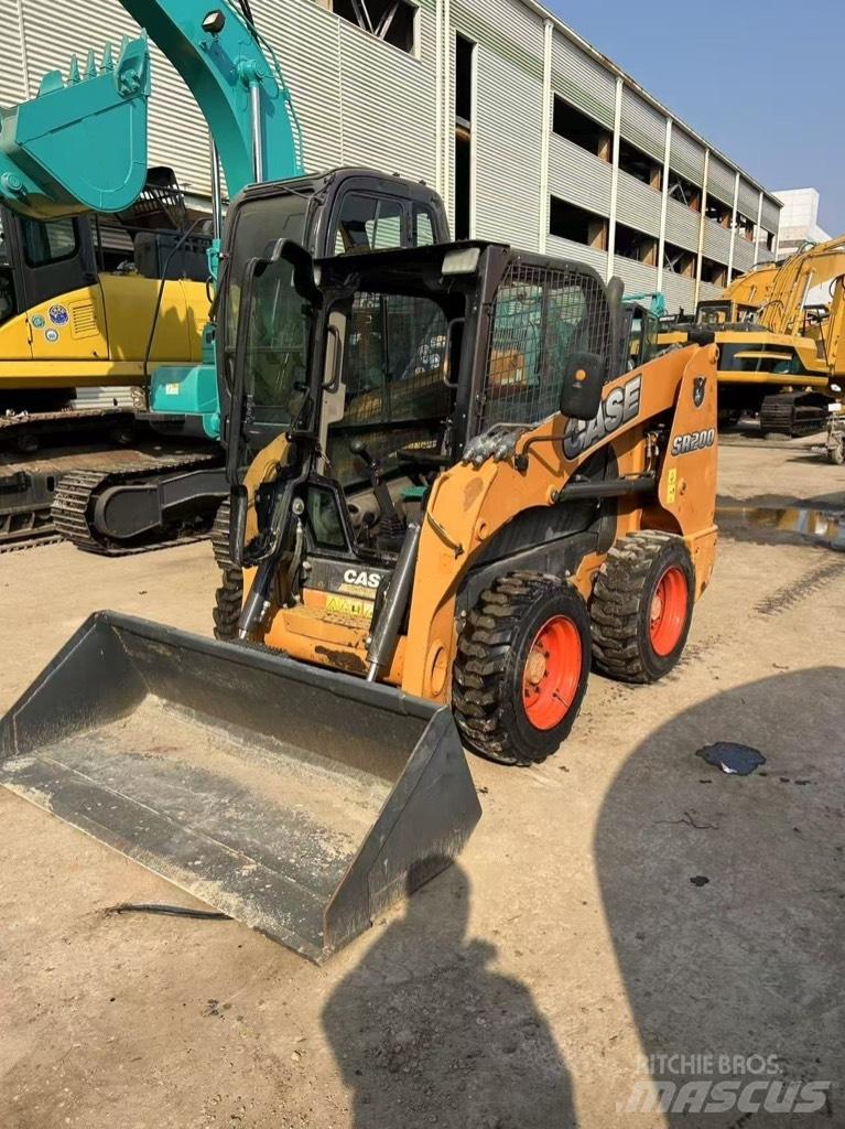 CASE SR 200 Мини-погрузчики