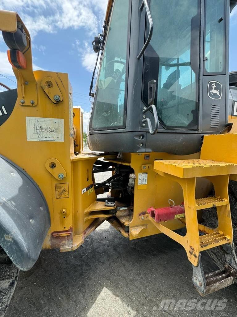 John Deere 624k-II Фронтальные погрузчики