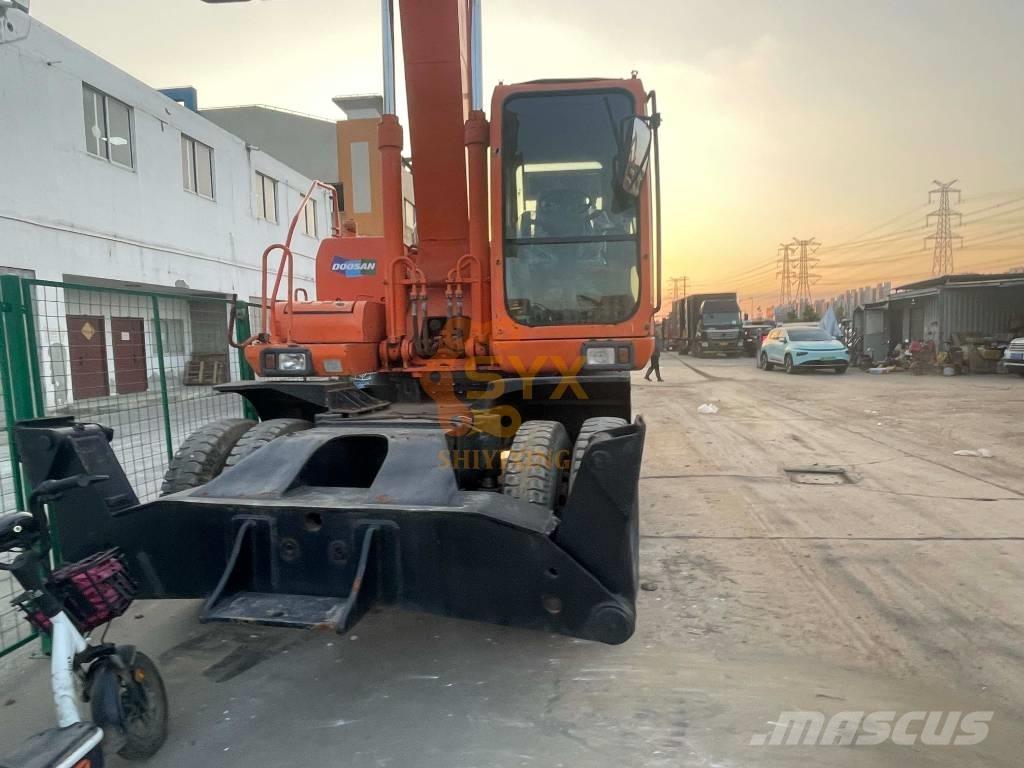 Doosan DH210W-7 Колёсные экскаваторы