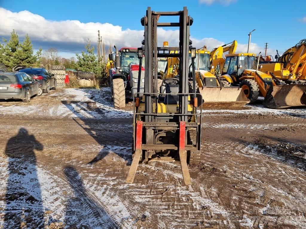 CAT DP 25 N Дизельные погрузчики