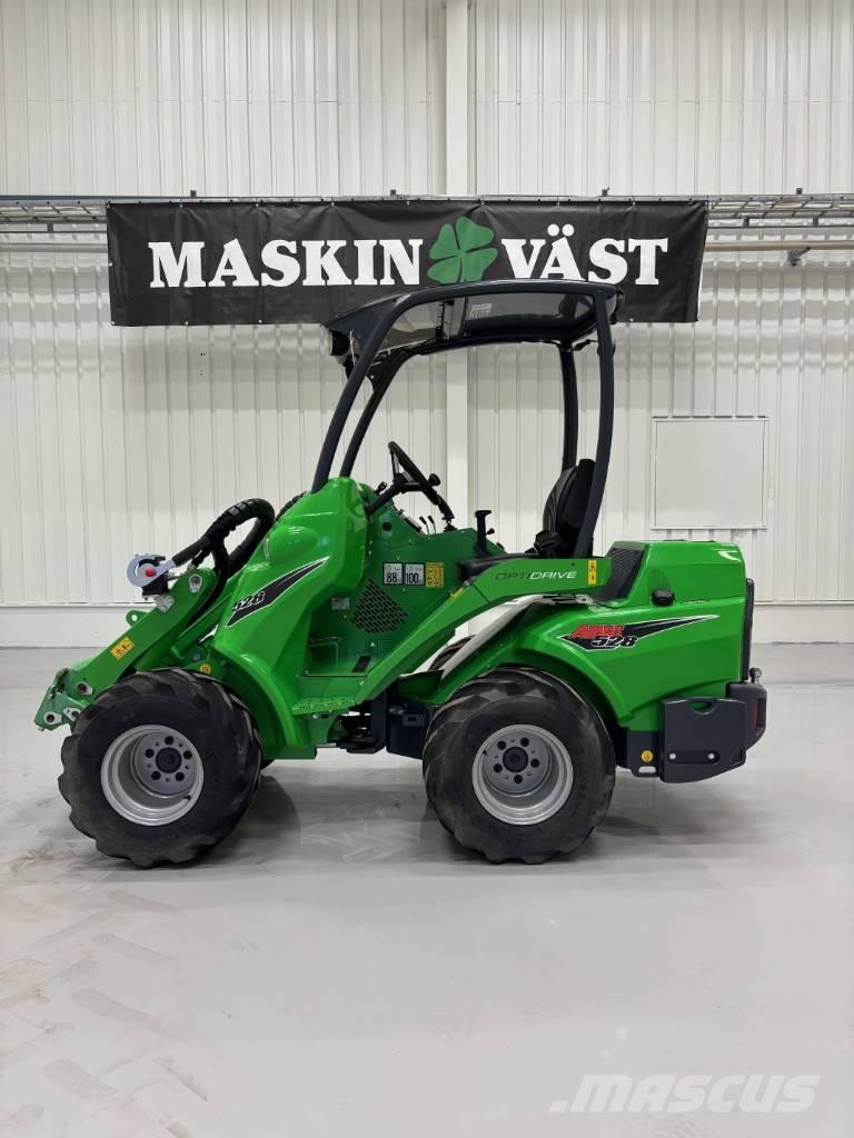 Avant 528 Многофункциональные сельскохозяйственные погрузчики