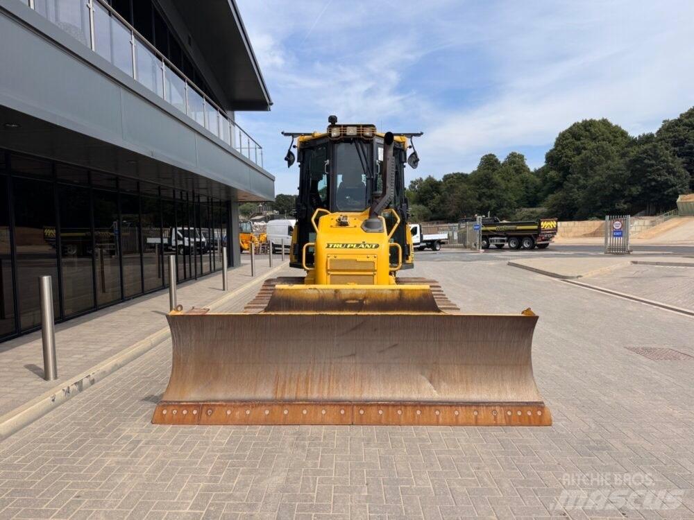 Komatsu D37PXi-24 Гусеничные бульдозеры