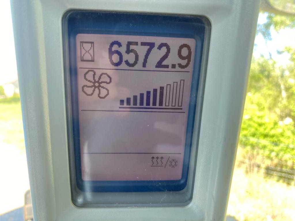 New Holland T 8.360 Трактора