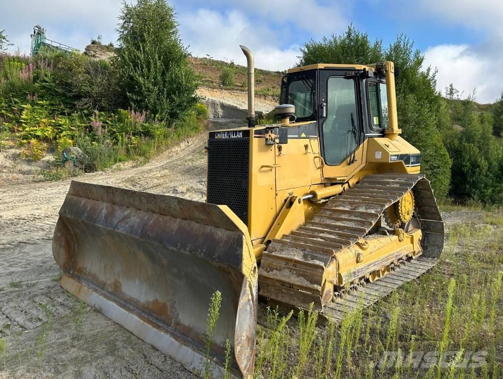 CAT D 5 M LGP Гусеничные бульдозеры
