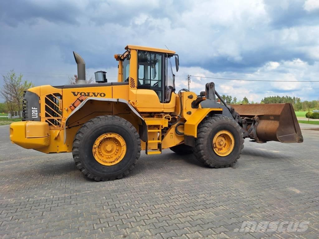 Volvo L 120 F Фронтальные погрузчики