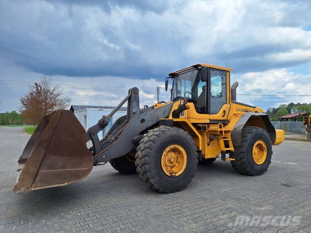 Volvo L 120 F Фронтальные погрузчики