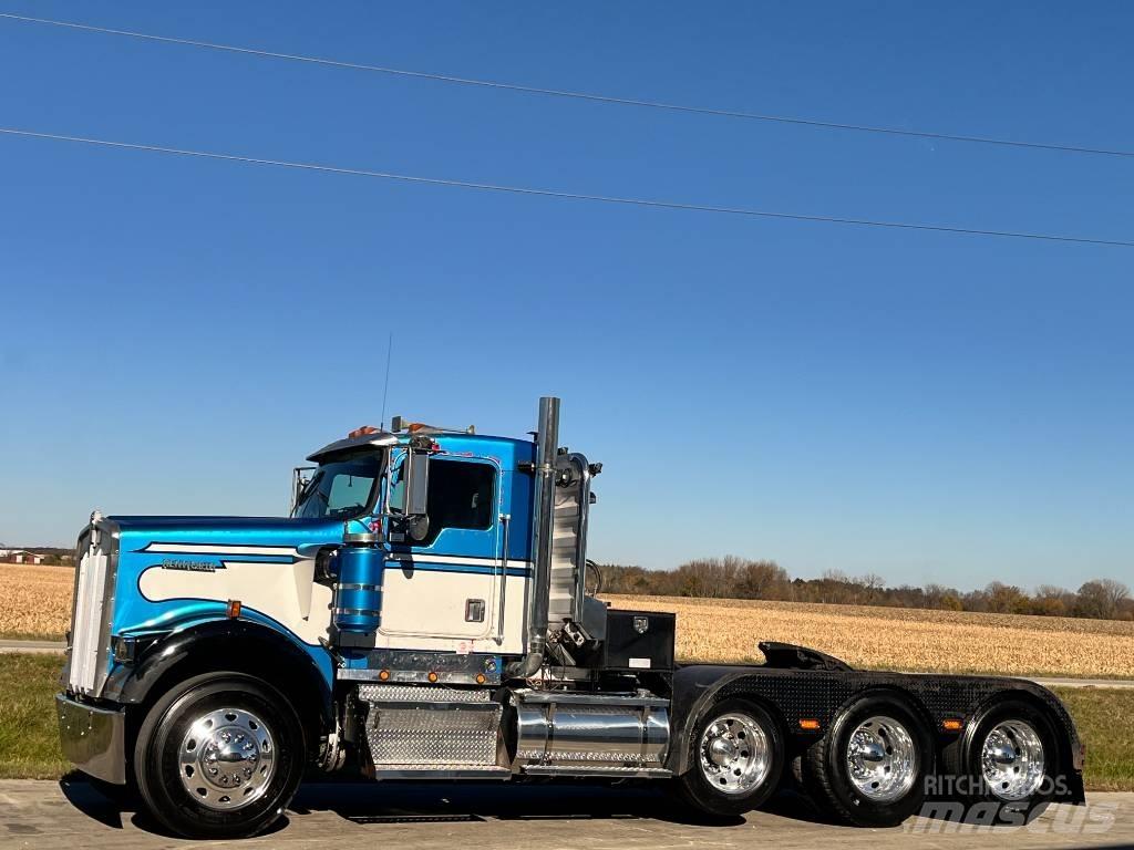 Kenworth W 900 Седельные тягачи