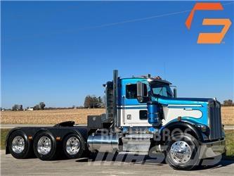 Kenworth W 900 Седельные тягачи