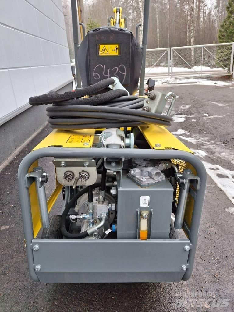 Wacker Neuson 803 Мини-экскаваторы