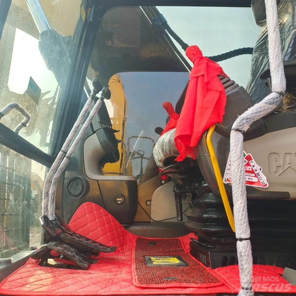 CAT 320D Гусеничные экскаваторы