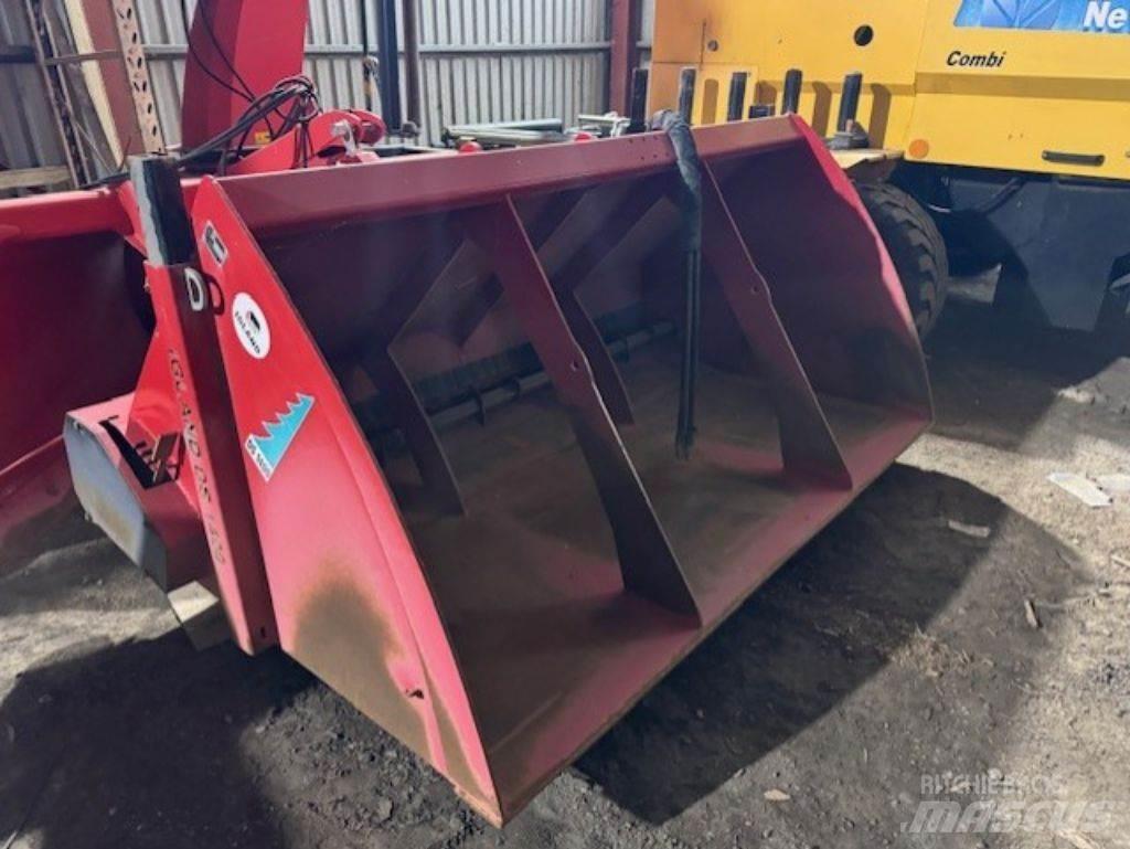 Igland DS 1400 Пескоразбрасыватели