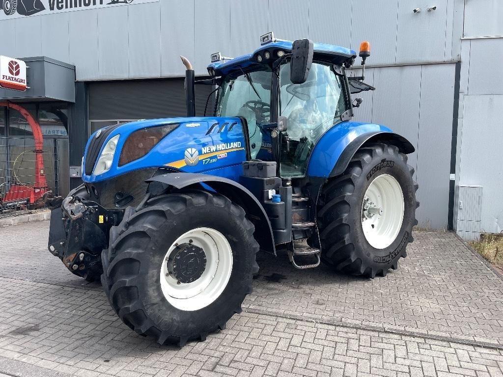 New Holland T 7.230 Трактора