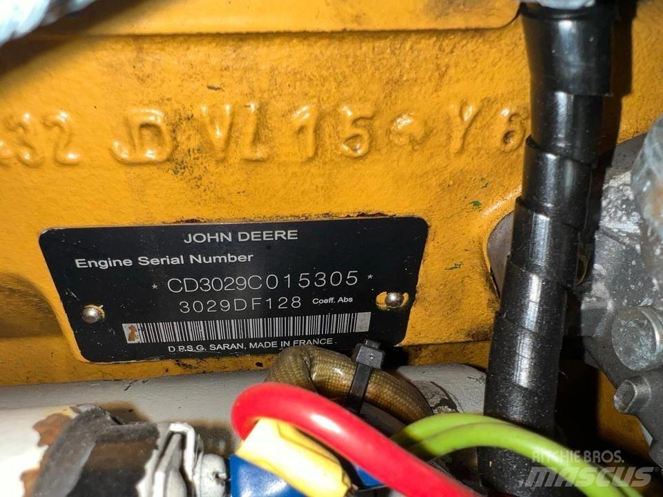  2x John Deere 25 KVA Дизельные генераторы