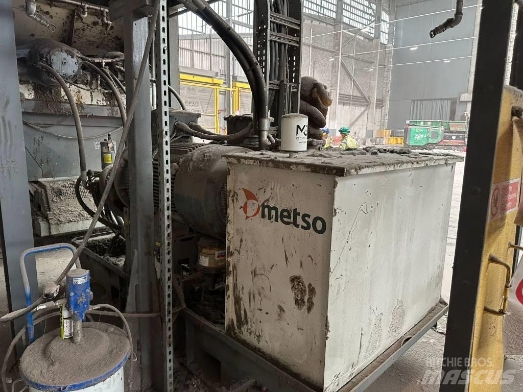 Metso 4000 S Промышленные шредеры
