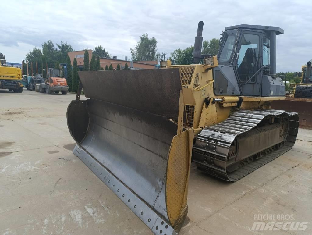 Komatsu D61EXL-12 Гусеничные бульдозеры