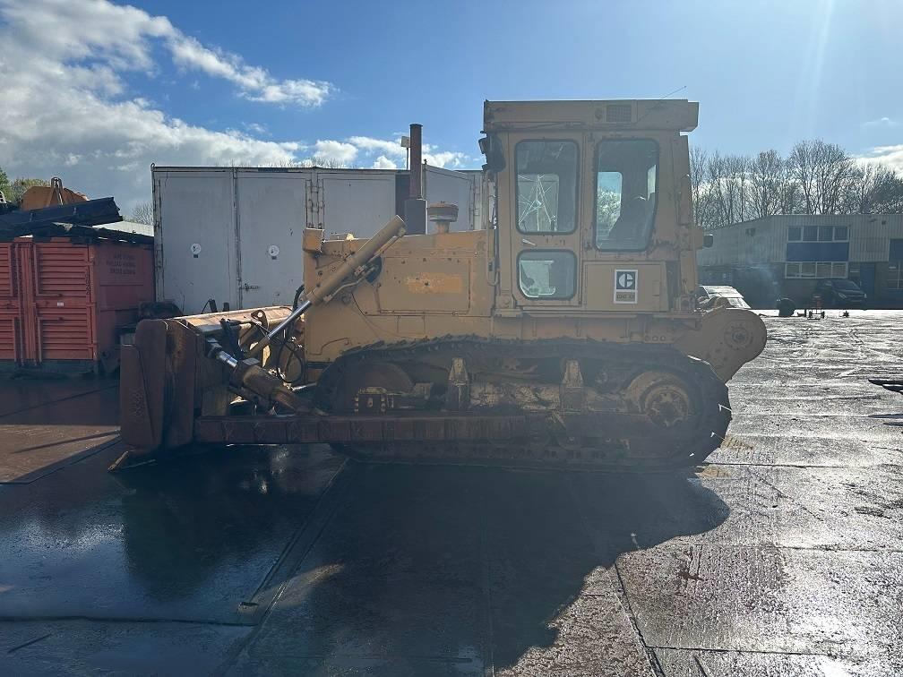 CAT D6D with winch Гусеничные бульдозеры