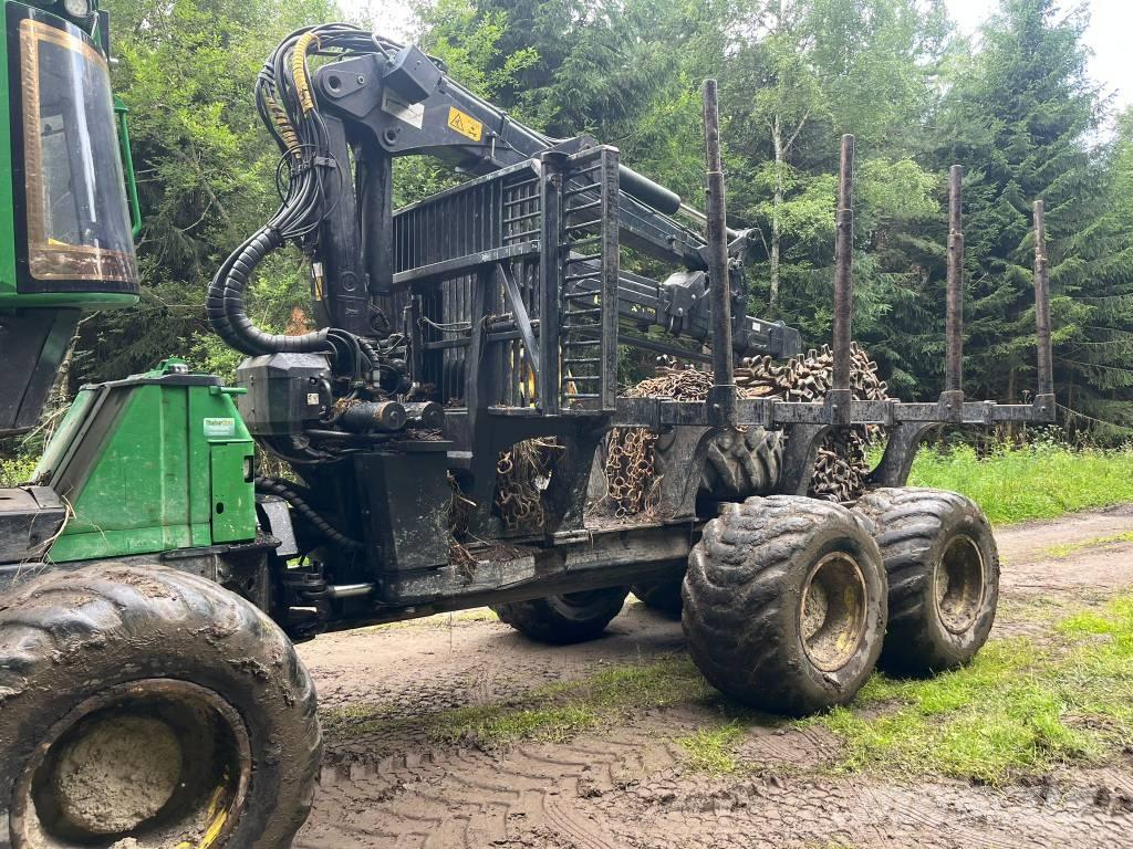 John Deere 1510 E Форвардеры