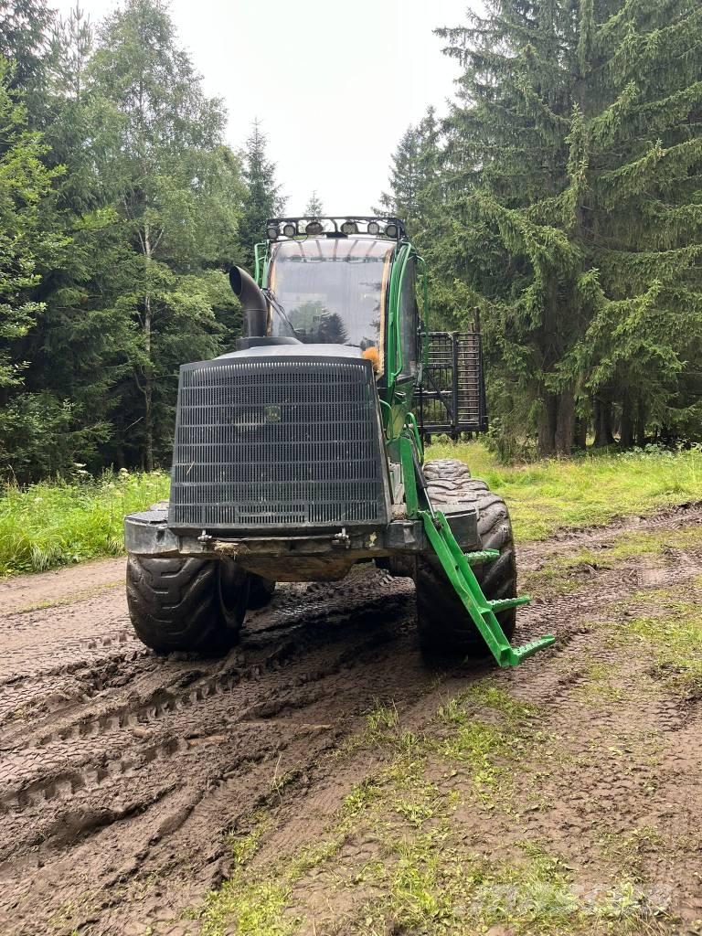 John Deere 1510 E Форвардеры