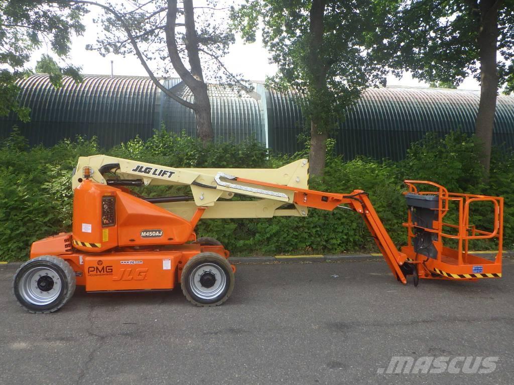 JLG M450AJ Коленчатые подъемники