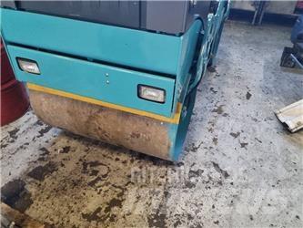 Bomag BW 100 AD-4 Катки тротуарные