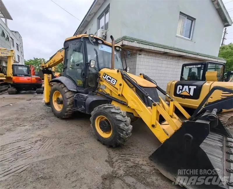 JCB 3CX Экскаваторы-погрузчики