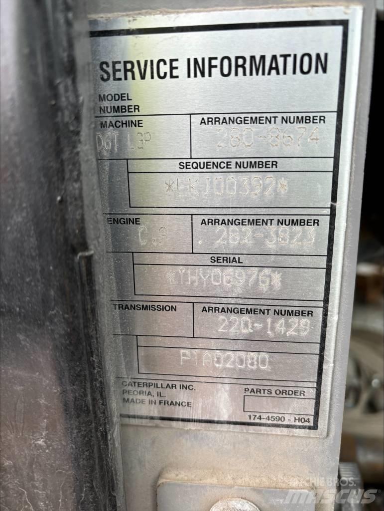 CAT D 6 T LGP Гусеничные бульдозеры