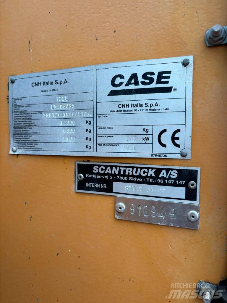 CASE 721 E Многофункциональные сельскохозяйственные погрузчики