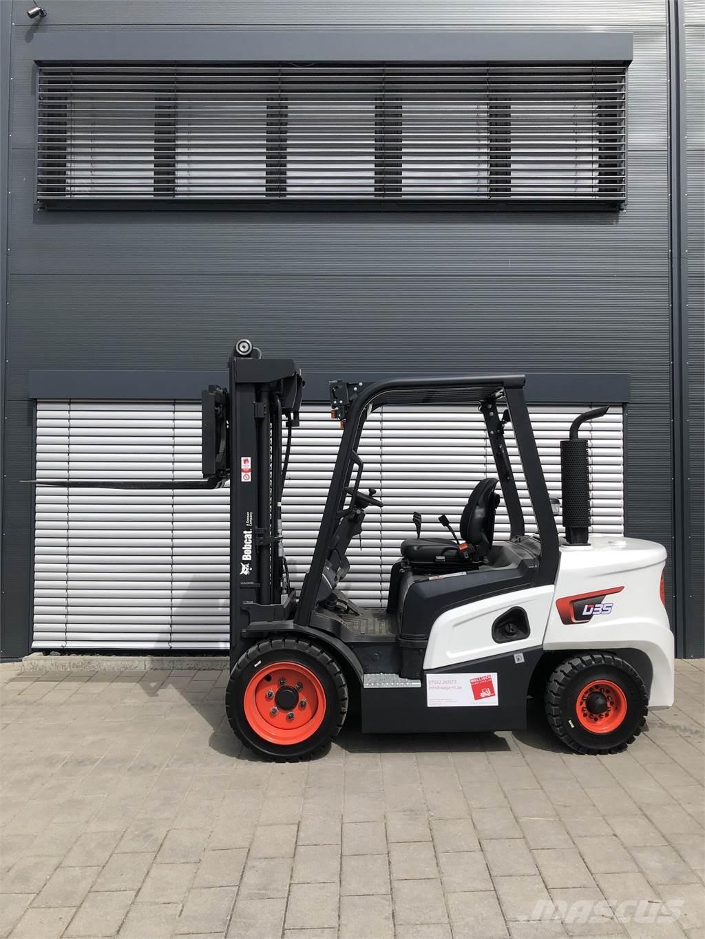 Bobcat D30NX Дизельные погрузчики
