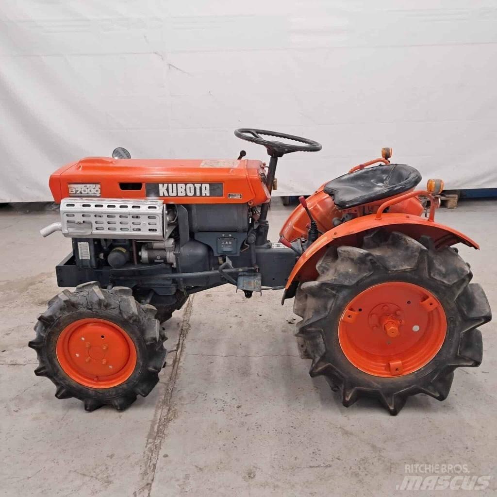 Kubota B 7000 Трактора