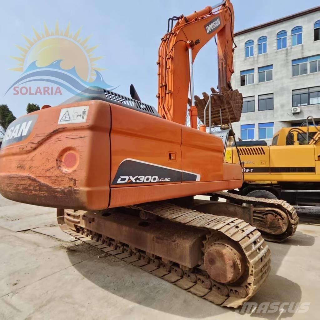 Doosan DX 300 LC Гусеничные экскаваторы